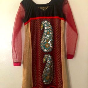 Unusual peacock layered dress gypsy travel size women’s medium